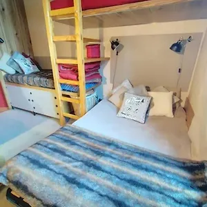 Appartement Cocon Vintage, 2 A 3pers, Local A Ski, Pieds Des Pistes